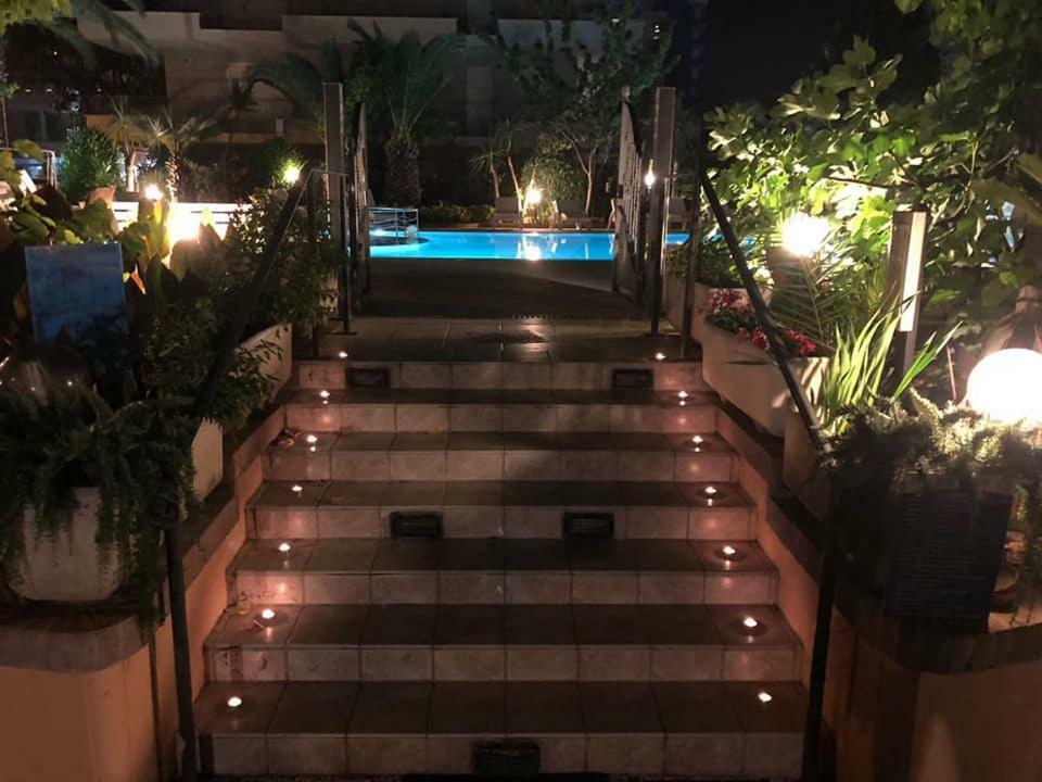 Hotel Marconi Сан Бенедето дел Тронто Екстериор снимка